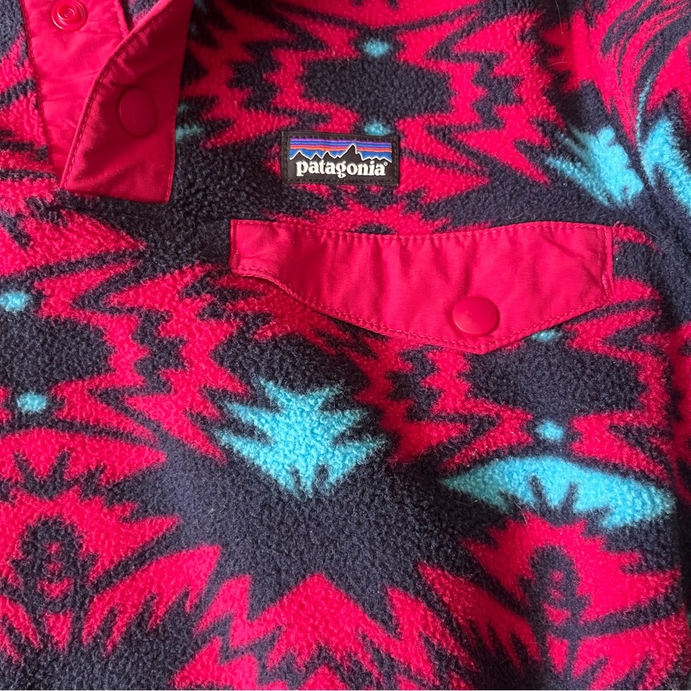 Patagonia floral lightweight puffer and fleece synchilla pullover - Picture 2 of 10